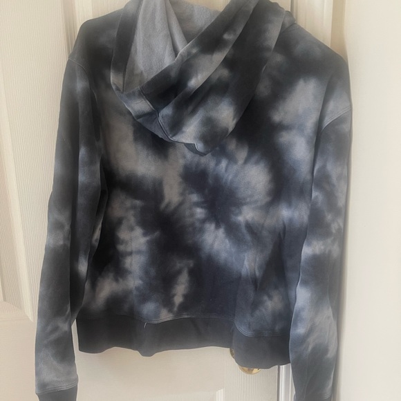 Champion sweatshirt, blue/grey size large, fits smaller - Picture 2 of 3